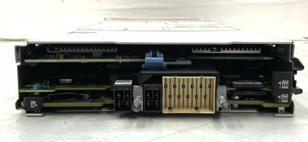 Dell PowerEdge VRTX HHB05 - 3x M640, 6x E5-2650 v4, 22.2TB SAS 768GB RAM H730M