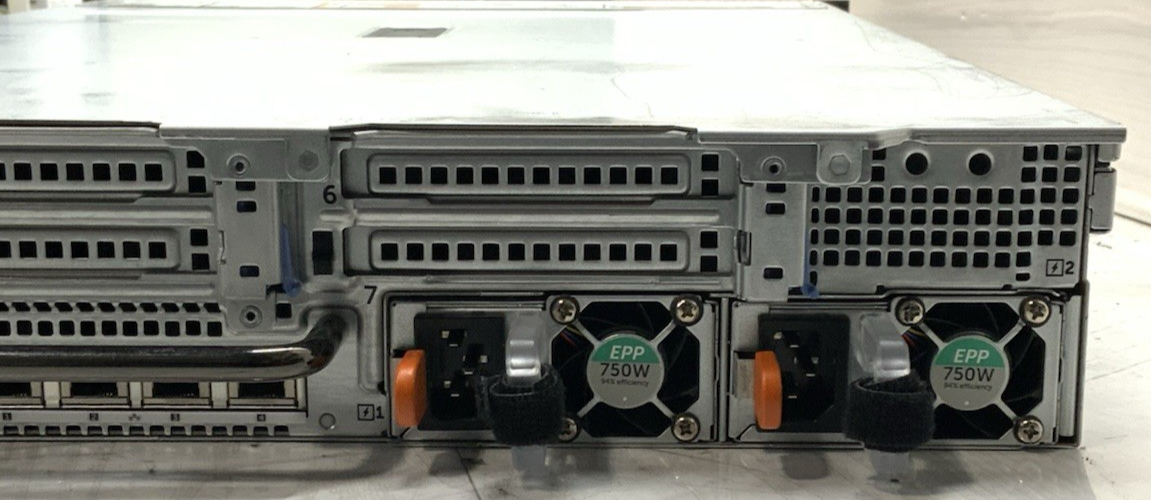 Dell Poweredge R730 16-Bay Server Intel Xeon E5-2667 20.9TB 128GB RAM 2xPSU E31S