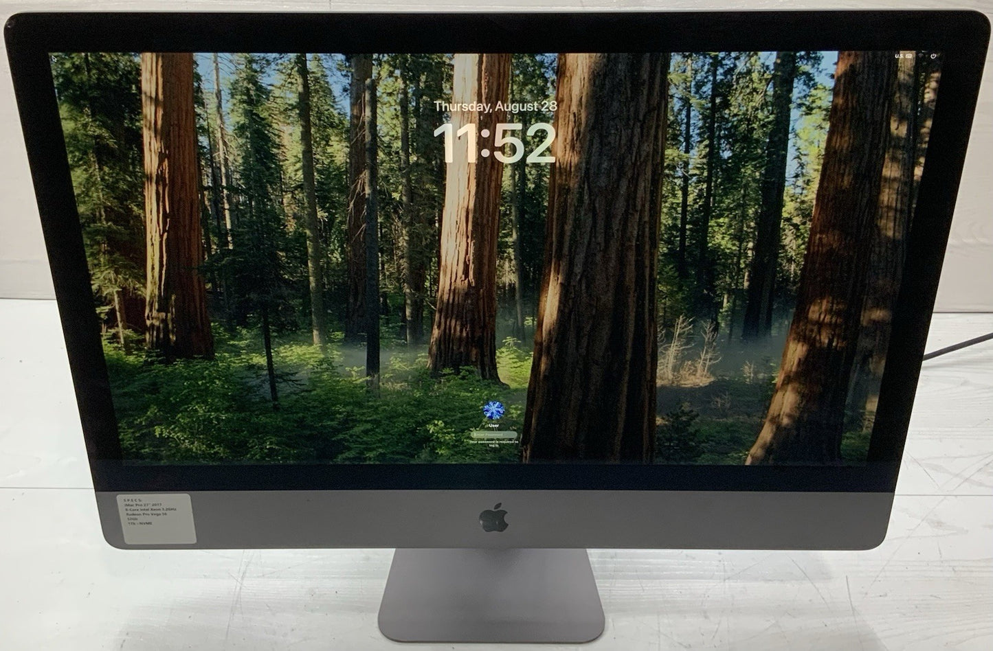 Apple iMac Pro 27" 2017 Xeon W-2140B 3.2GHz 32GB DDR4 Ram 1TB SSD Seqouia