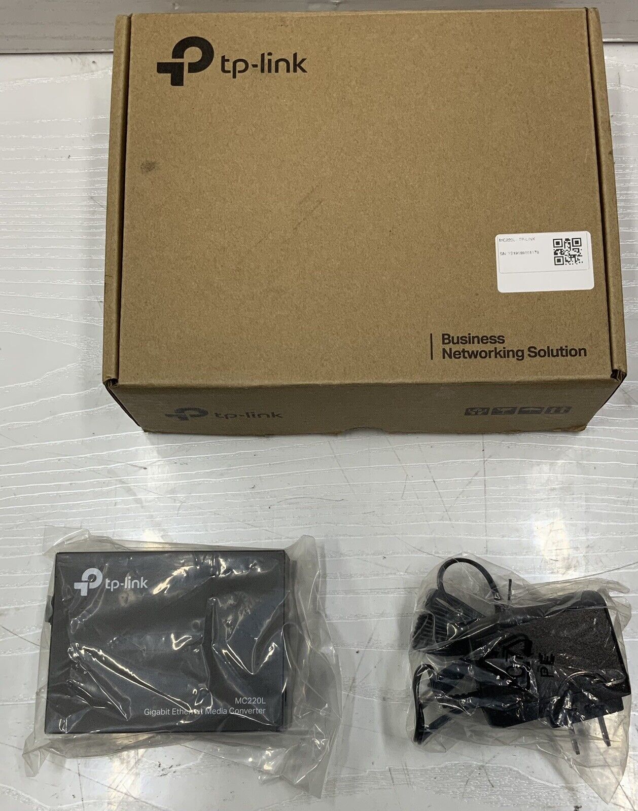 TP-LINK MC220L Gigabit SFP to RJ45 Fiber Media Converter