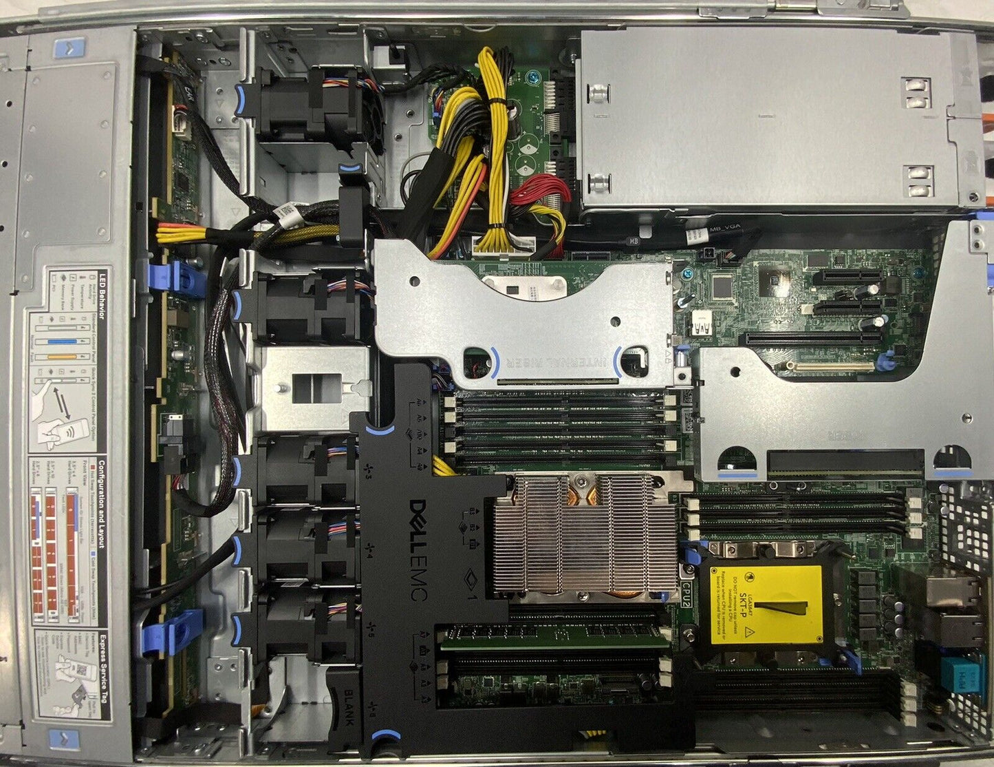 Dell Poweredge R440 Intel Xeon Silver 4208 2.1GHz/ 16 GB RAM/ No HDDs