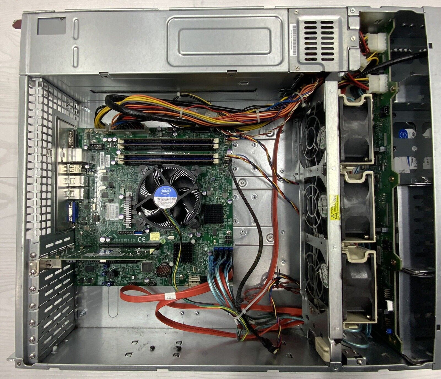 Supermicro CSE-825 Xeon E3-1275 v3 3.5GHz 32GB RAM 3x 3TB 1xPSU