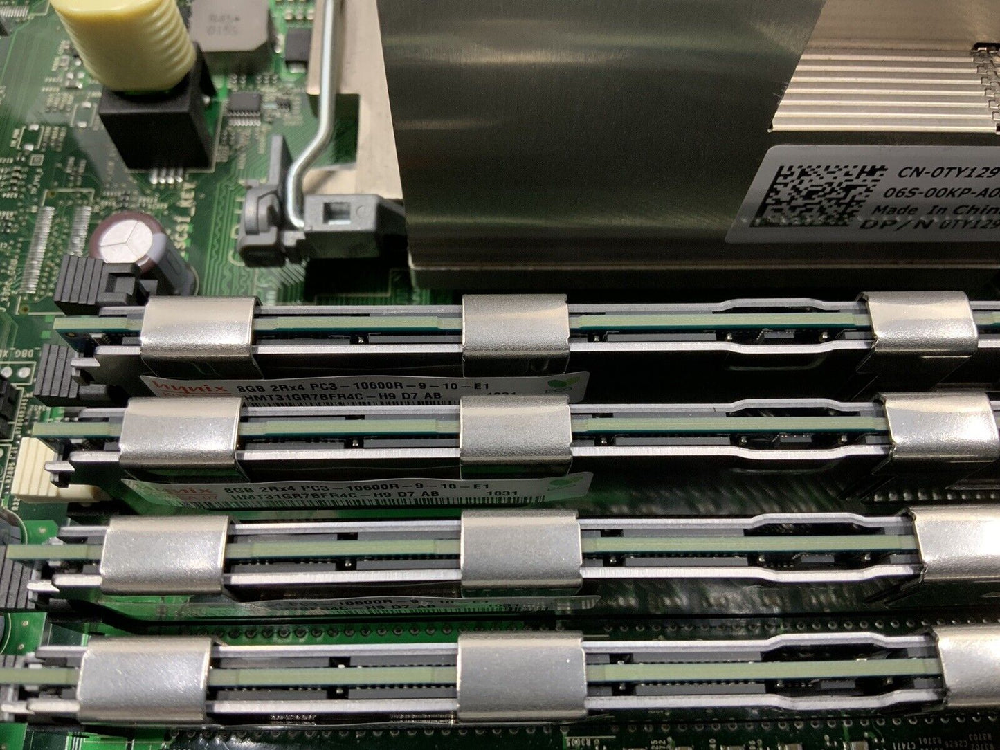 Dell PowerEdge R710 2x 6-Core Xeon E5620 2.40GHz 128GB RAM No HDD