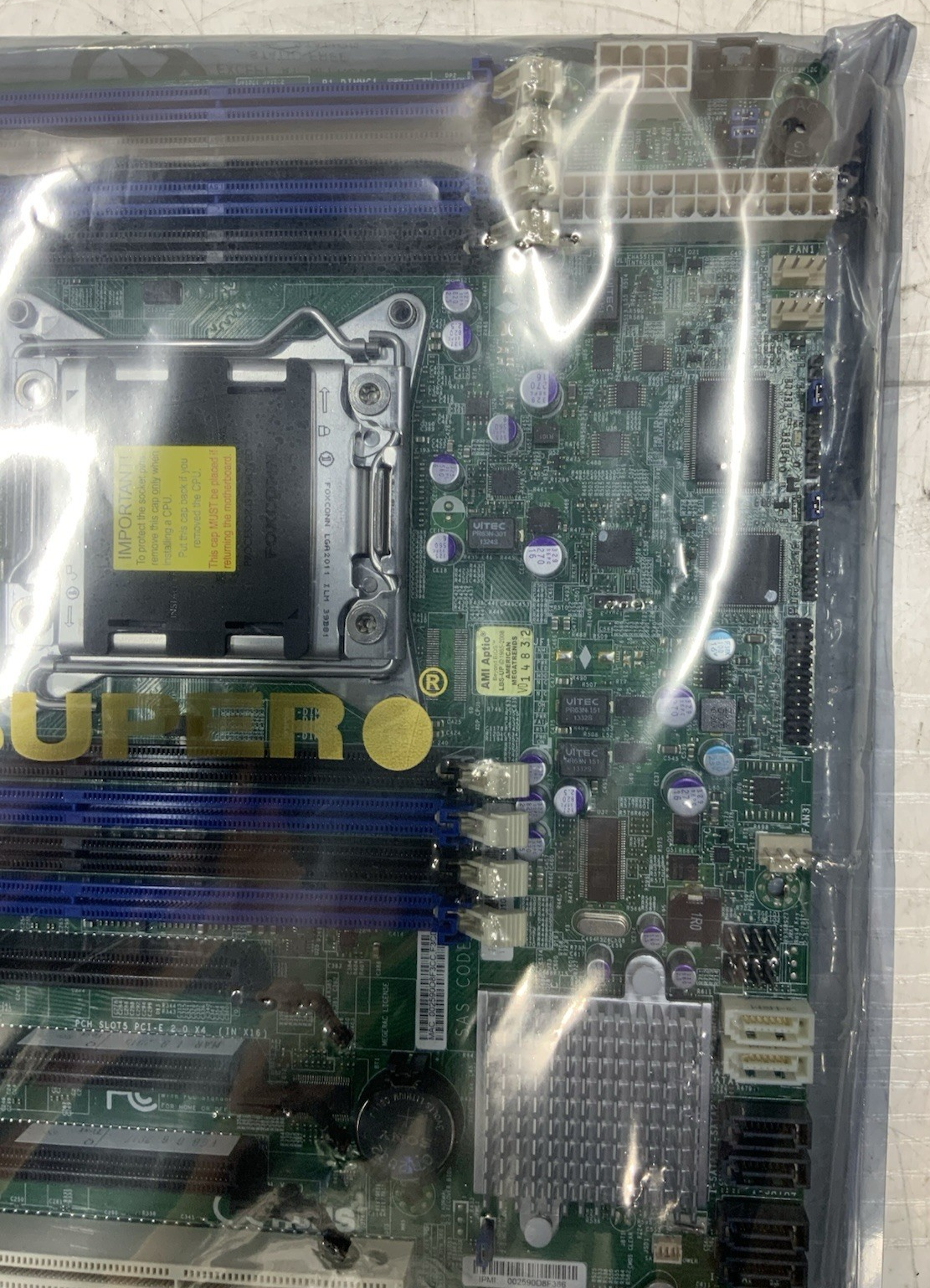 SUPERMICRO X9SRE-F LGA 2011 Intel E5 DDR3 SATA Server Motherboard