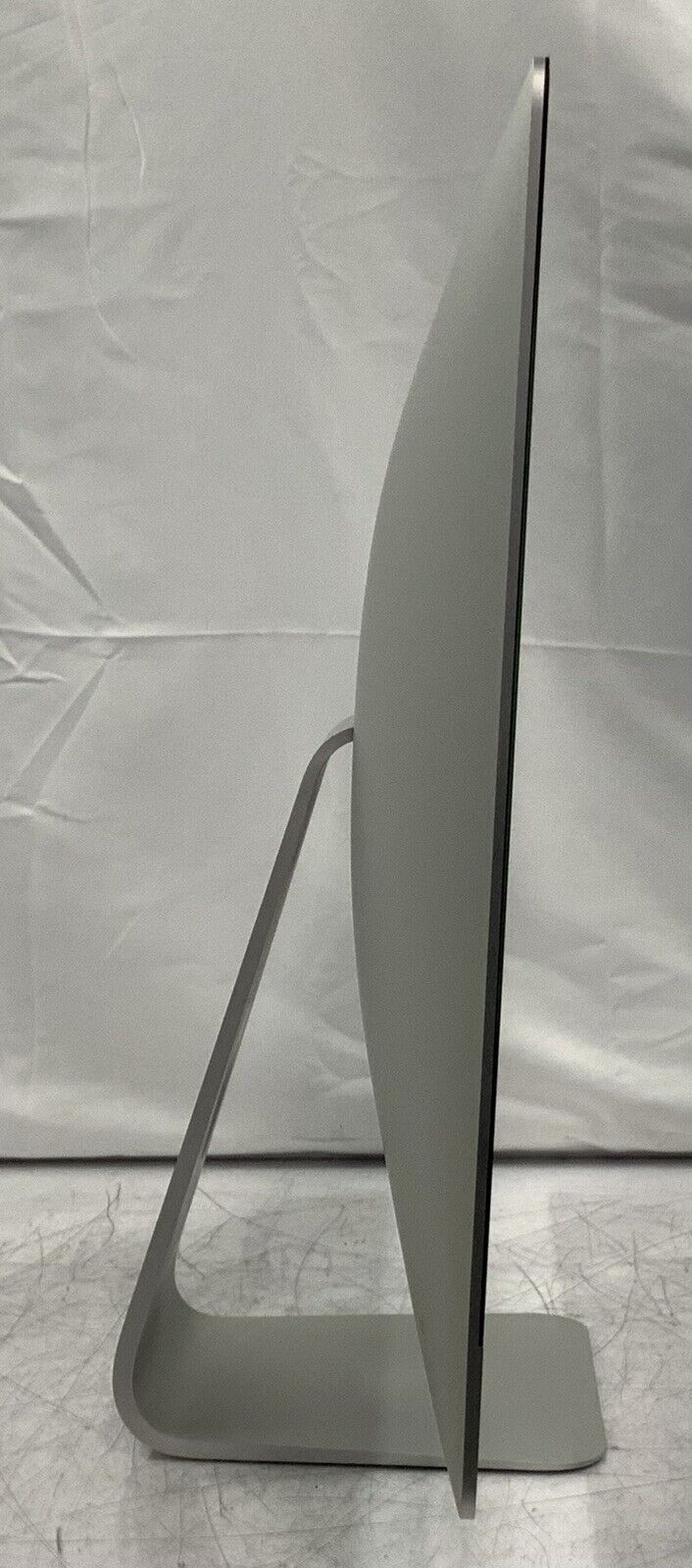 Apple iMac 5K 27 Inch 2017 4.2 GHz Core i7 3TB HDD 64GB RAM Ramden Pro 580 8GB