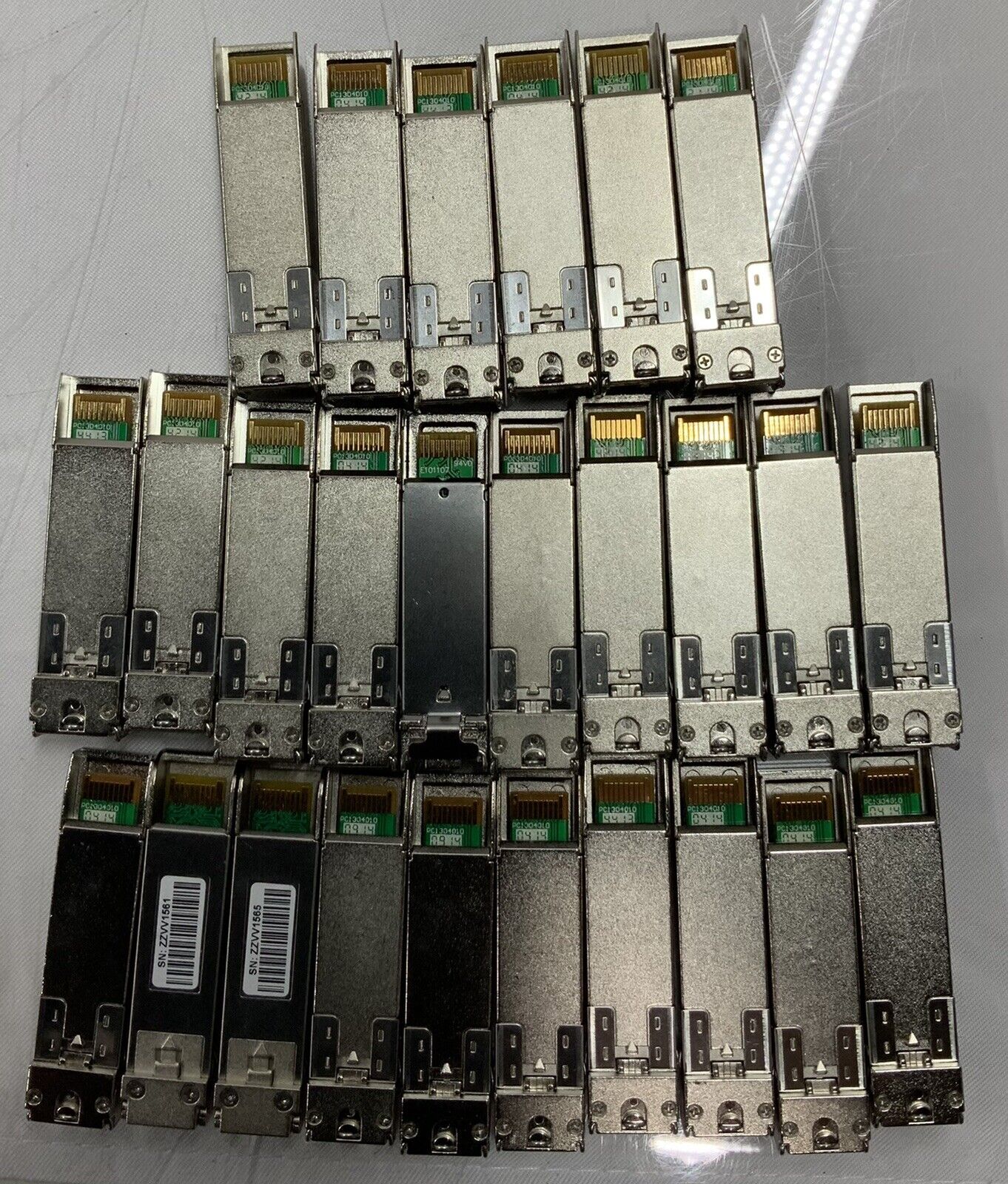 Lot of 26 OSI SFPP-10GE-SR-OSI 10GBASE-SR Transceiver Modules