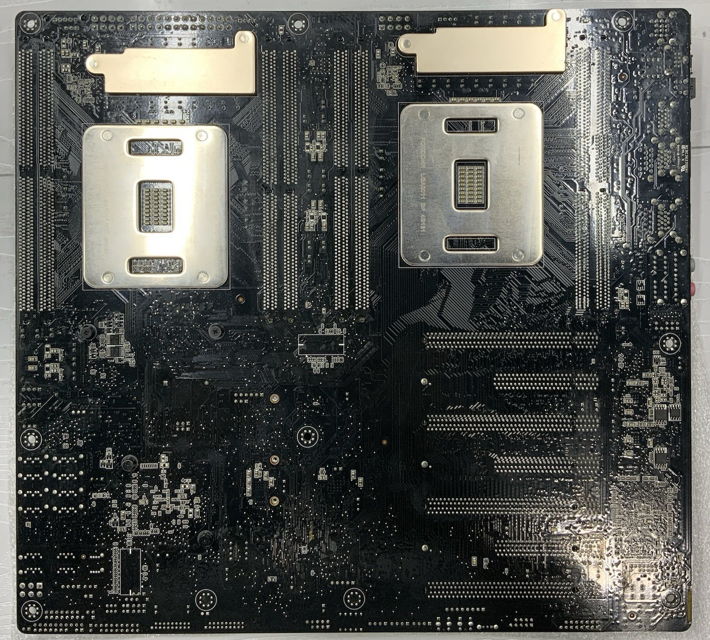 ASUS Dual Socket Intel C612 PCH LGA2011-3 DDR4 Motherboard PCIe 3.0 Z10PE-D8 WS