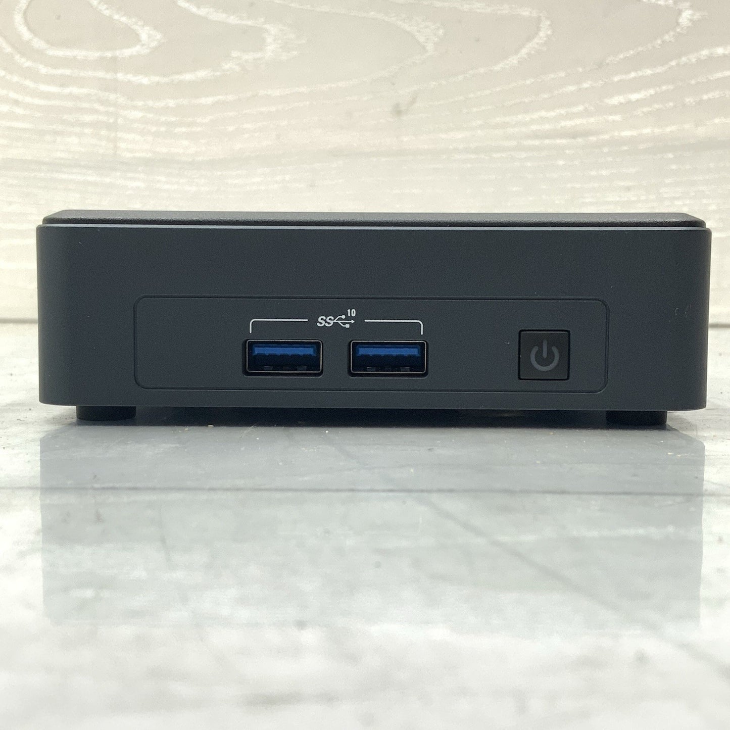 Intel NUC 11 i51135G7 2.40GHz 8GB RAM 256GB NVMe | Windows 10 Pro