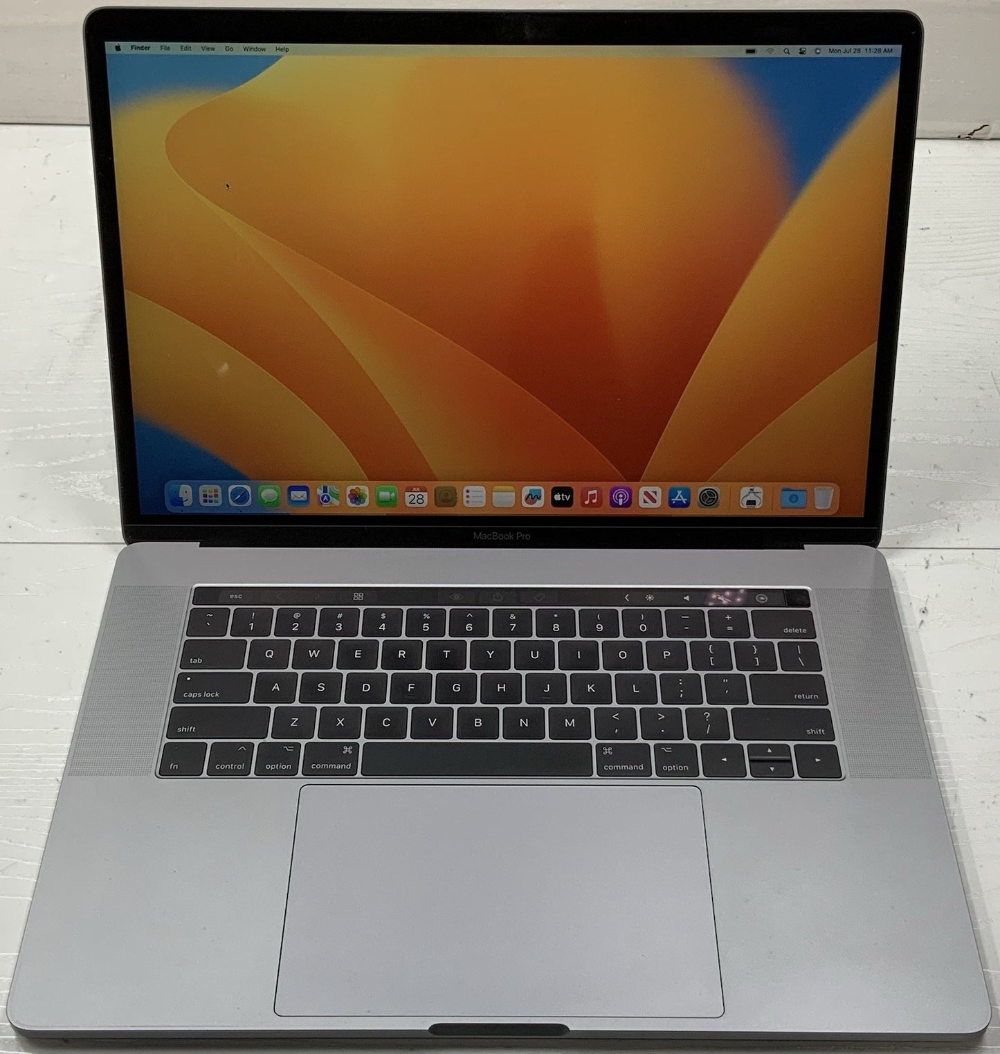 2017 Apple MacBook Pro 15" i7-7920HQ 3.1GHz 16GB RAM 2TB SSD Ventura A1707