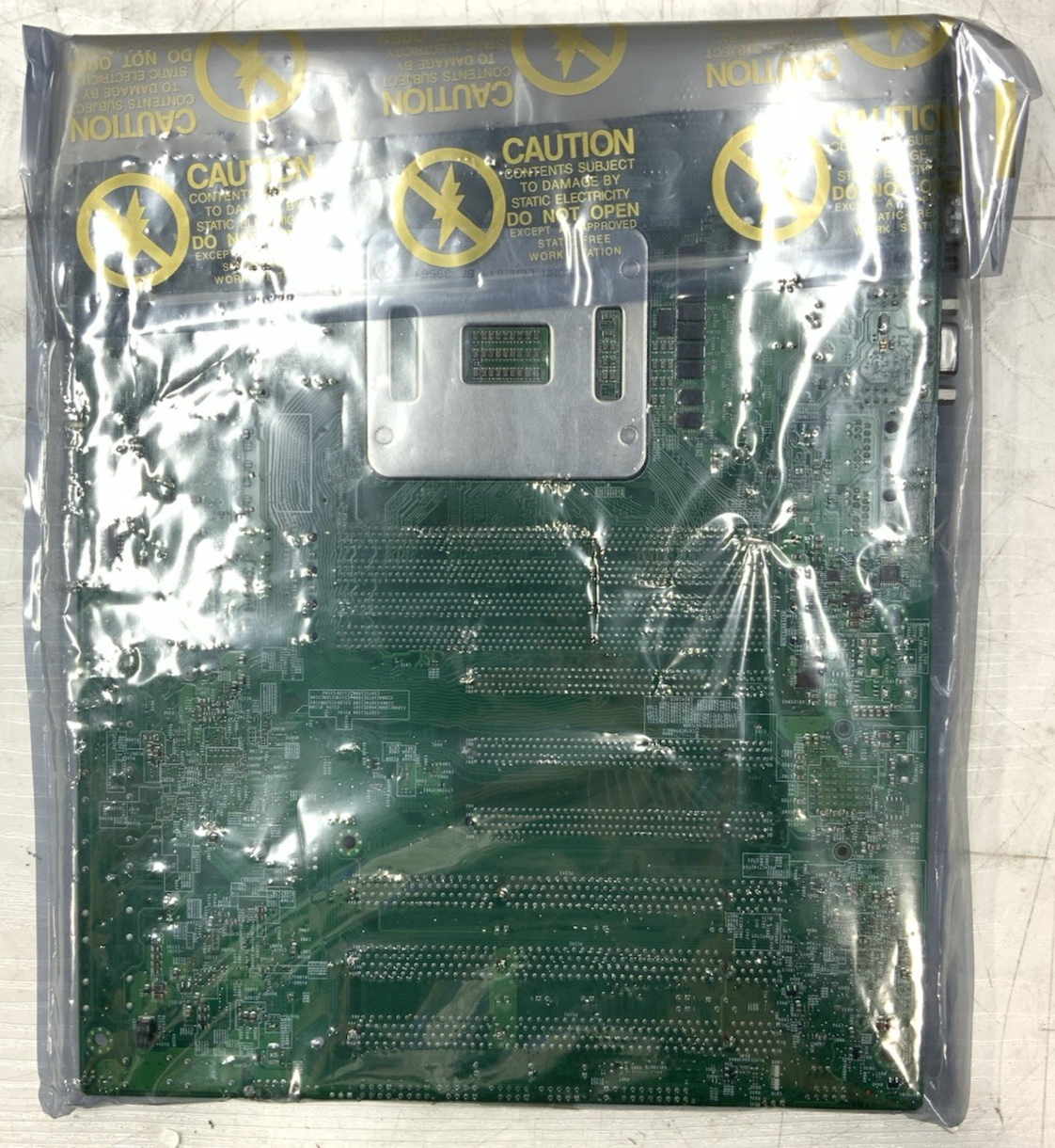 SUPERMICRO X9SRE-F LGA 2011 Intel E5 DDR3 SATA Server Motherboard