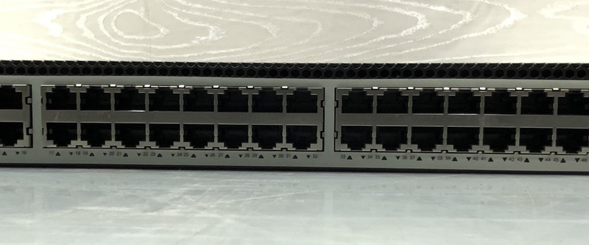 FS 48-Port Gigabit Ethernet Switch 48x RJ45 & w/4x SFP+ S5800-48T4S No Image/OS