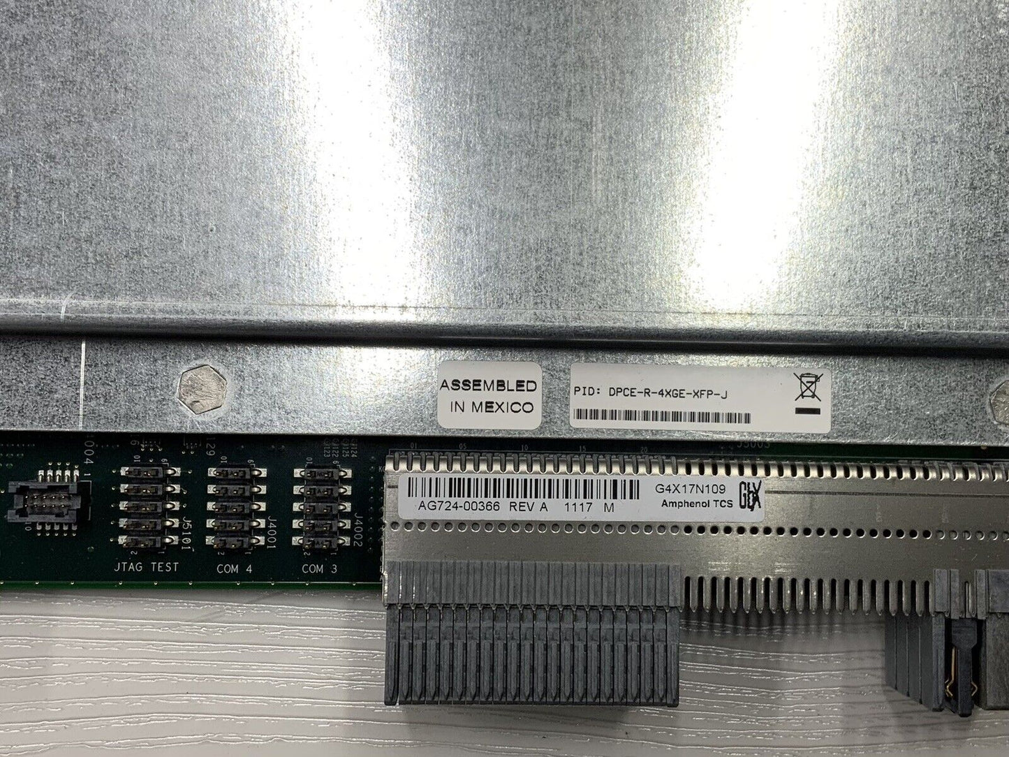 Juniper MX240 - (1)SCBE2-MX (1)RE-S-1800X4 - (1)DPCE-R-4XGE - (1)DPCE-R-20/2XGE