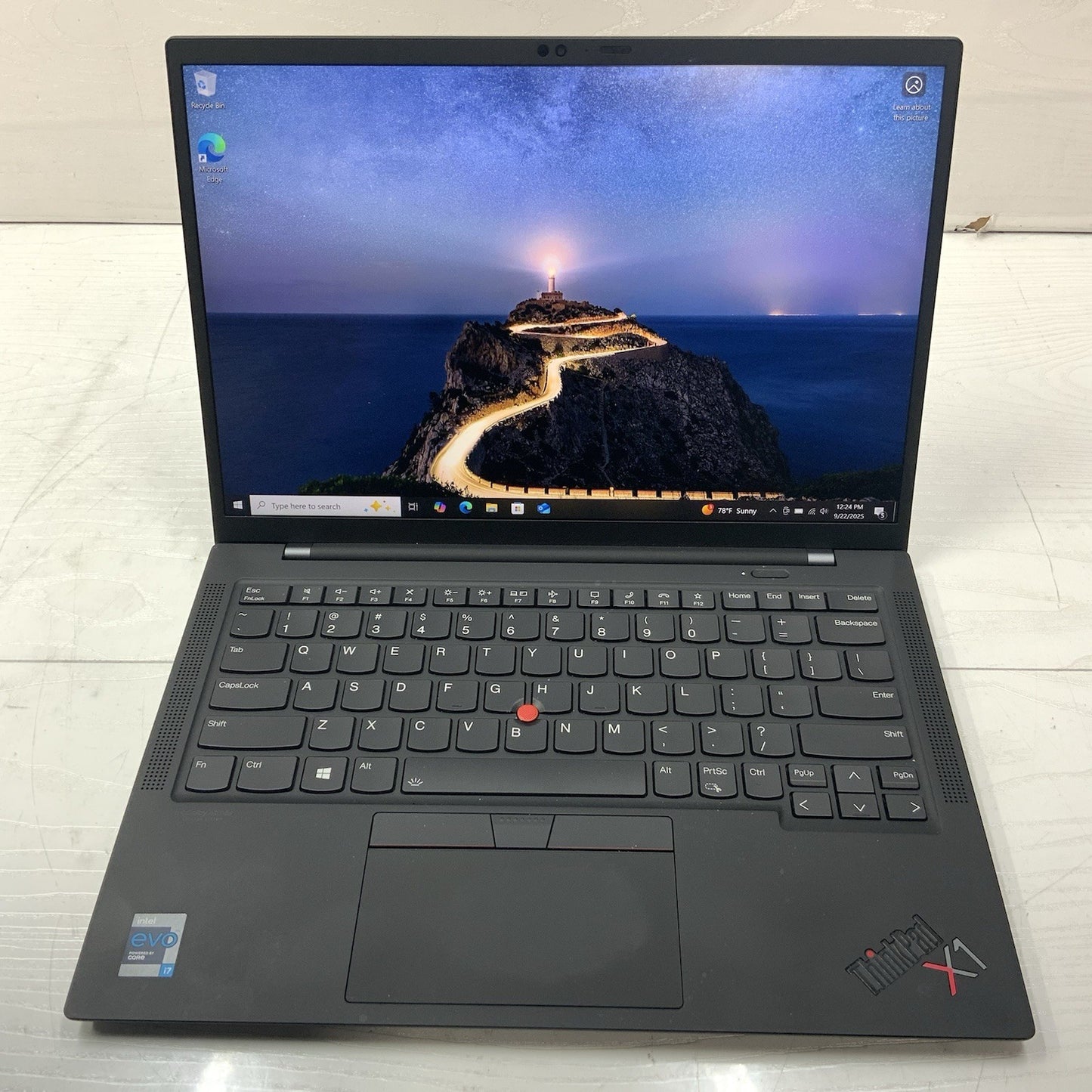 Lenovo ThinkPad X1 Carbon Gen 9 14" i7-1165G7 2.80GHz 16GB 1TB NVMe | Win 10 Pro