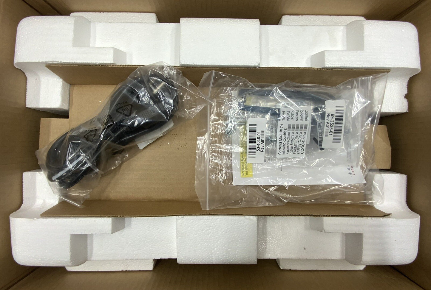 Cisco C2960-X 24-Port GbE 4x1G SFP (LAN Base) | WS-C2960X-24TS-L