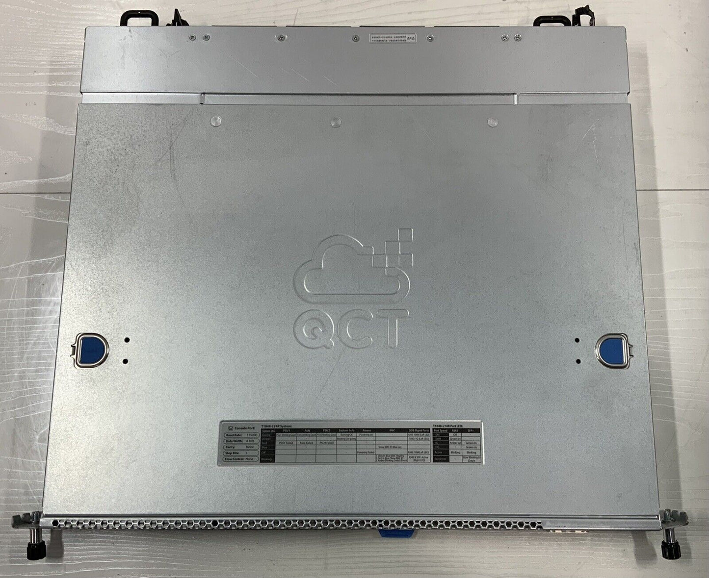 QTC Quantamesh T1048-LY4R 1GBASE-T 1U Rack Management Switch W/ Rack Ears