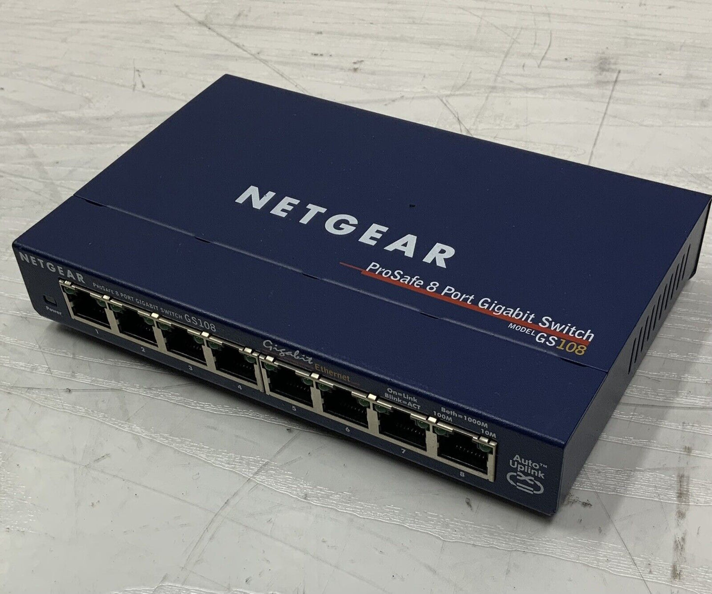 Netgear GS108v3 8-Port Gigabit Ethernet Unmanaged Switch