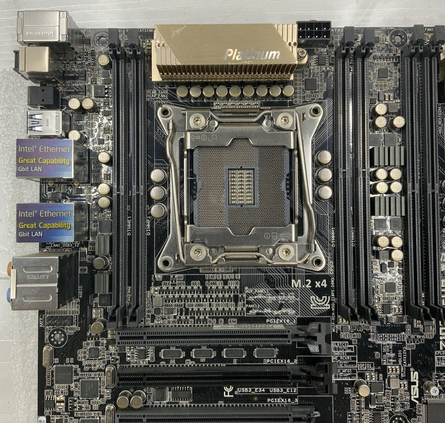 ASUS Dual Socket Intel C612 PCH LGA2011-3 DDR4 Motherboard PCIe 3.0 Z10PE-D8 WS