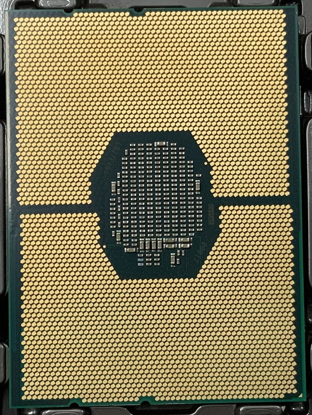 Intel Xeon GOLD 6262 24-Cores 1.90GHz 33MB 135W LGA 3647 Processor