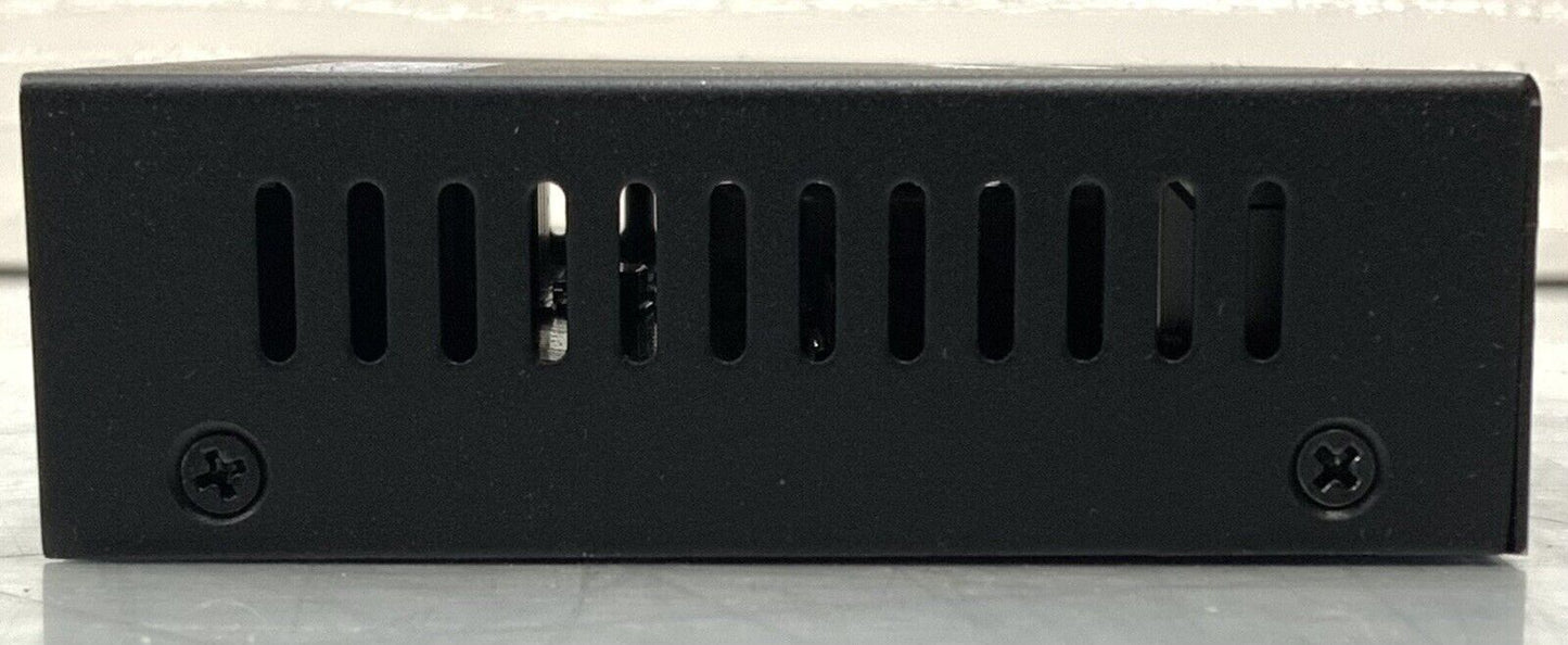 CableRack Multimode to Singlemode Media Converter Gigabit Ethernet (JBX18237)