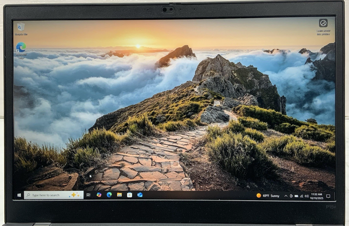 Lenovo ThinkPad P15v Gen 2 15" Intel i711800H 2.3Ghz 32GB RAM 1TB NVMe Win 10P