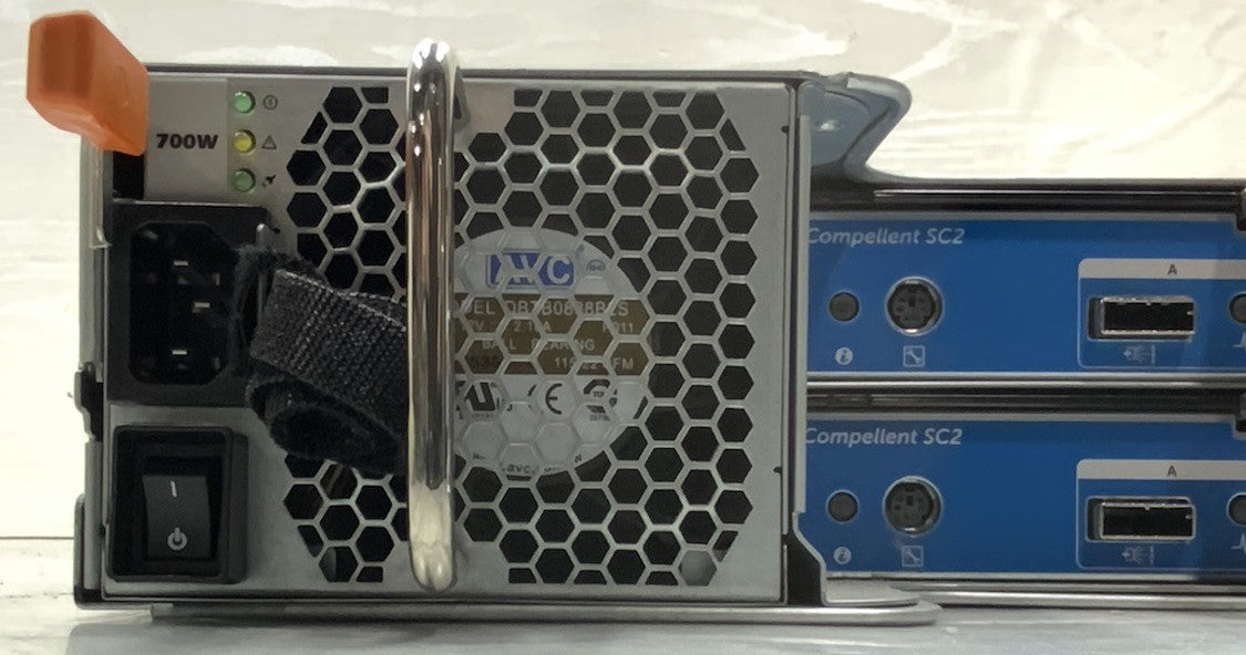 Dell Compellent 24-Bay SFF 12x 960GB SSD 2x EMM 2x PSU | SC220