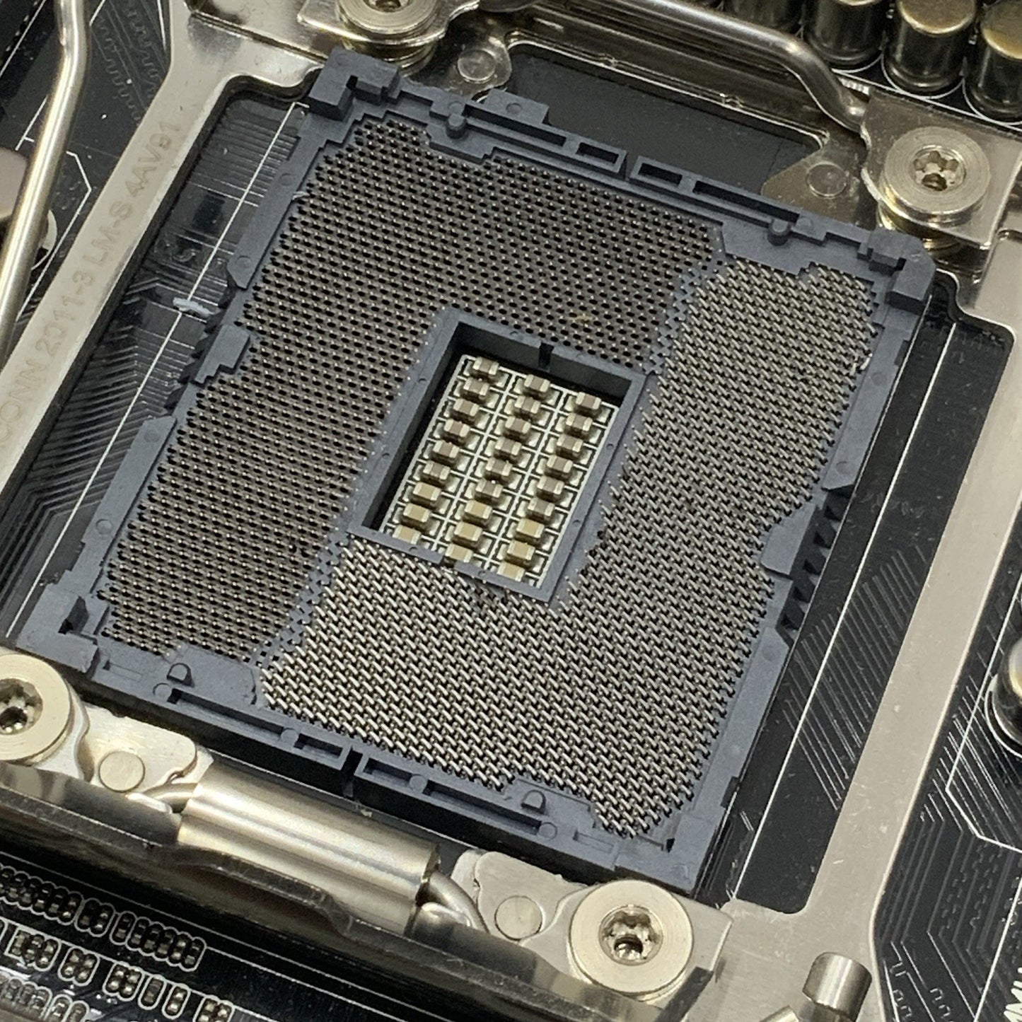 ASUS Dual Socket Intel C612 PCH LGA2011-3 DDR4 Motherboard PCIe 3.0 Z10PE-D8 WS