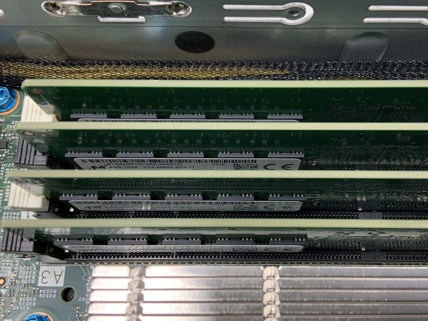 Dell PowerEdge R340 E-2124@3.3GHz, 32GB (4x8GB) Ram, PERC H330, 2x 2.4TB SAS HDD