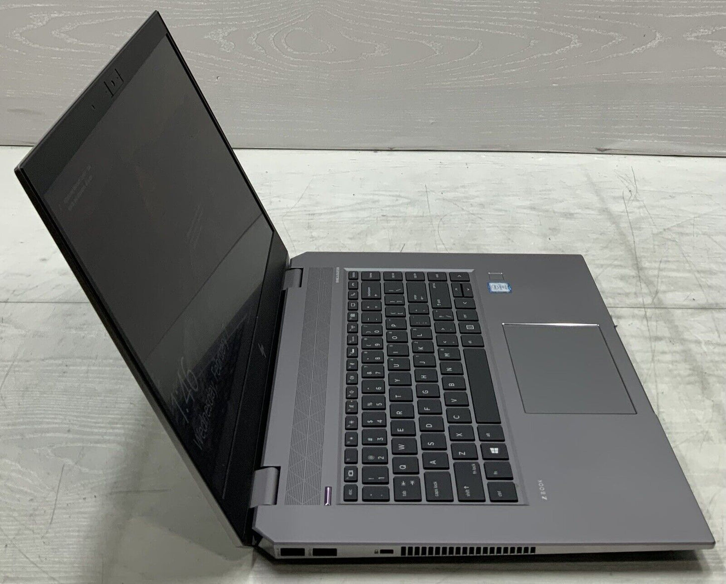 HP ZBook Studio G5 i7-8850H 32GB RAM 512GB SSD 15.6" Nvidia Quadro P1000 W10Pro