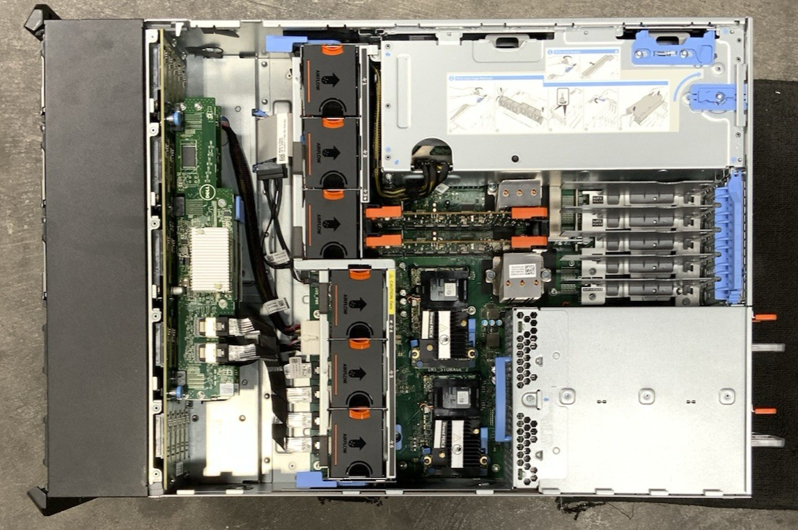 Dell PowerEdge VRTX HHB05 - 3x M640, 6x E5-2650 v4, 22.2TB SAS 768GB RAM H730M