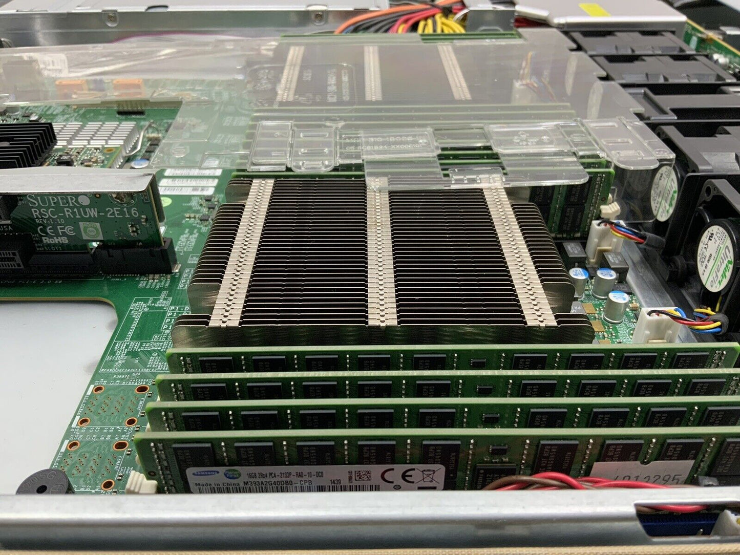 Supermicro CSE-815 Server Xeon E3-2667 V3 3.2GHz 256GB RAM
