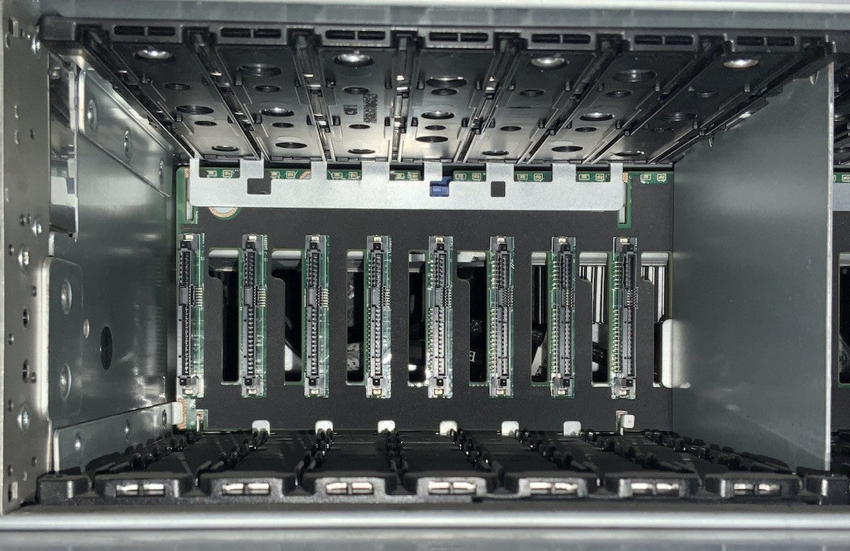 Dell Poweredge R740 16-Bay Server Intel Xeon Silver 4110 192GB RAM 2xPSU | E38S