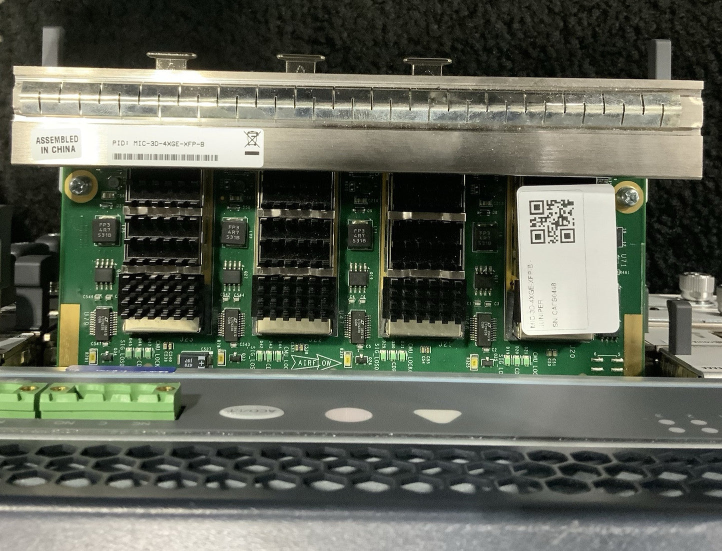 Juniper MX240 - (2)SCBE2-MX, (2)RE-S-1800X4, (2)MX-MPC3E-3D, (2)MIC-3D-4XGE-XFP