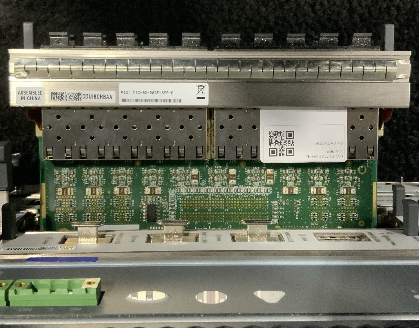 Juniper MX240 - (2)SCBE2-MX, (2)RE-S-1800X4, (2)MX-MPC3E-3D, (2)MIC-3D-4XGE-XFP