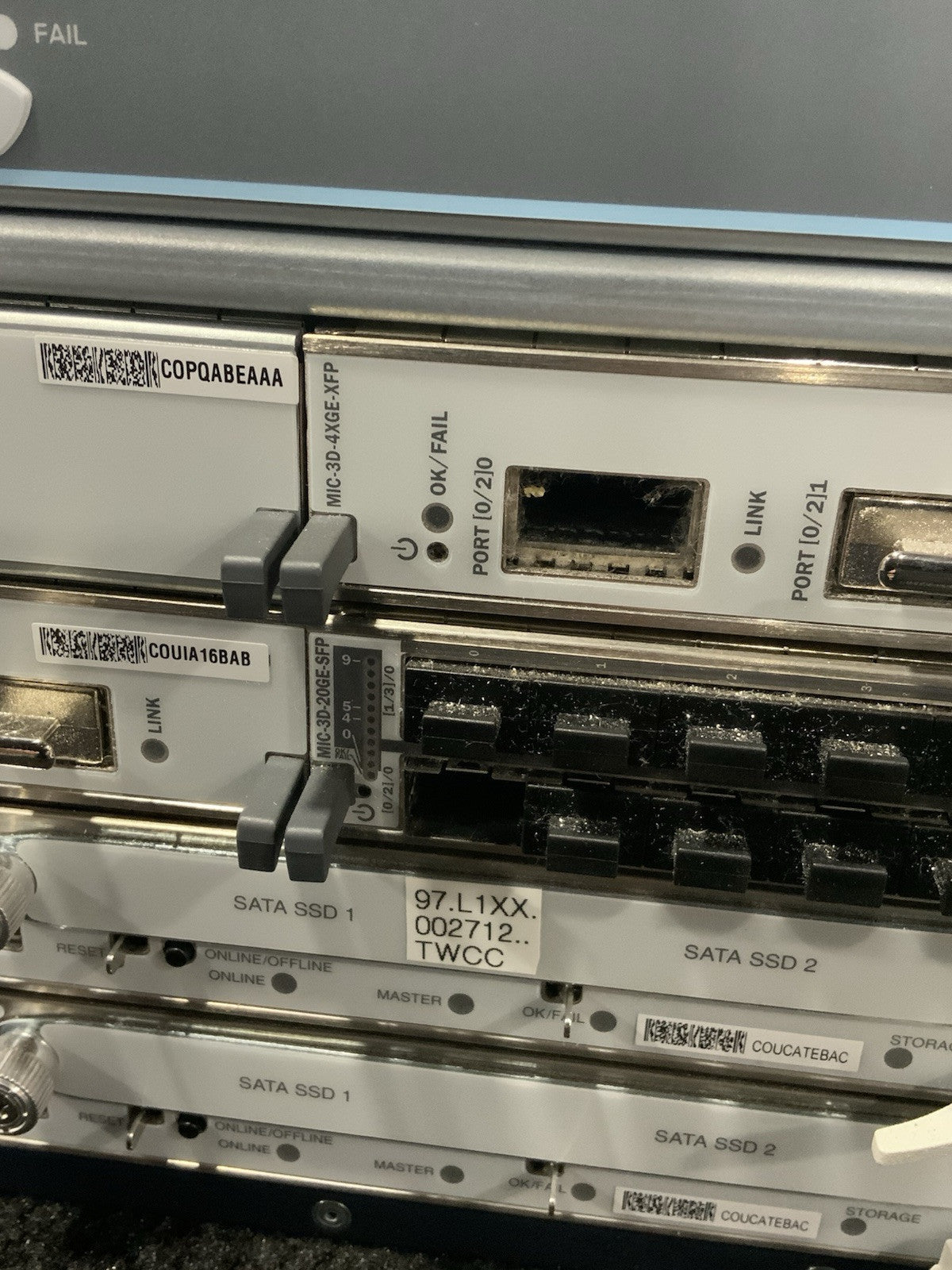 Juniper MX240 - (2)SCBE2-MX, (2)RE-S-1800X4, (2)MX-MPC3E-3D, (2)MIC-3D-4XGE-XFP