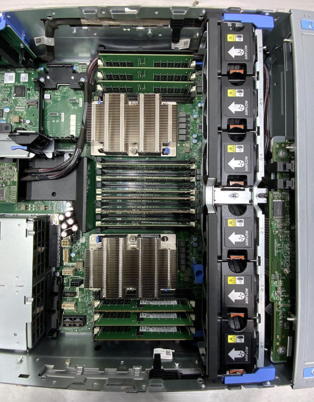 Dell Poweredge R740 16-Bay Server Intel Xeon Silver 4110 192GB RAM 2xPSU | E38S