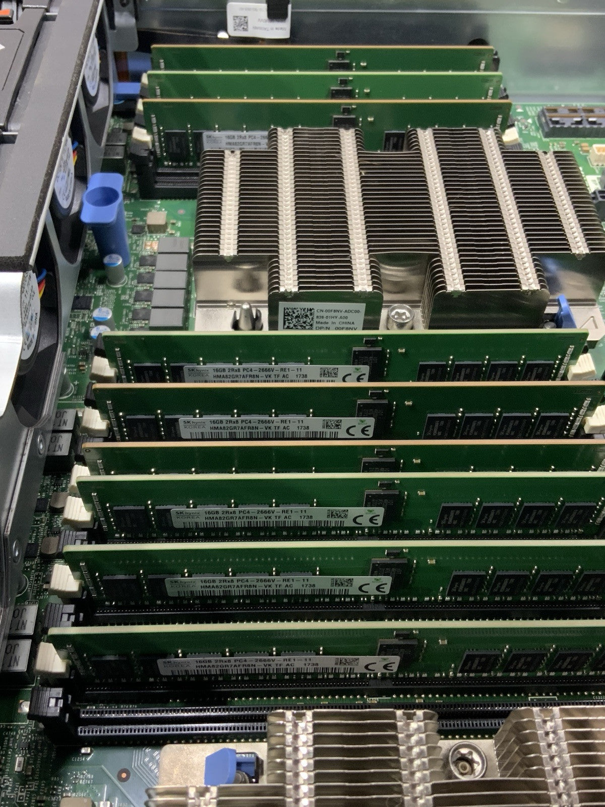 Dell Poweredge R740 16-Bay Server Intel Xeon Silver 4110 192GB RAM 2xPSU | E38S