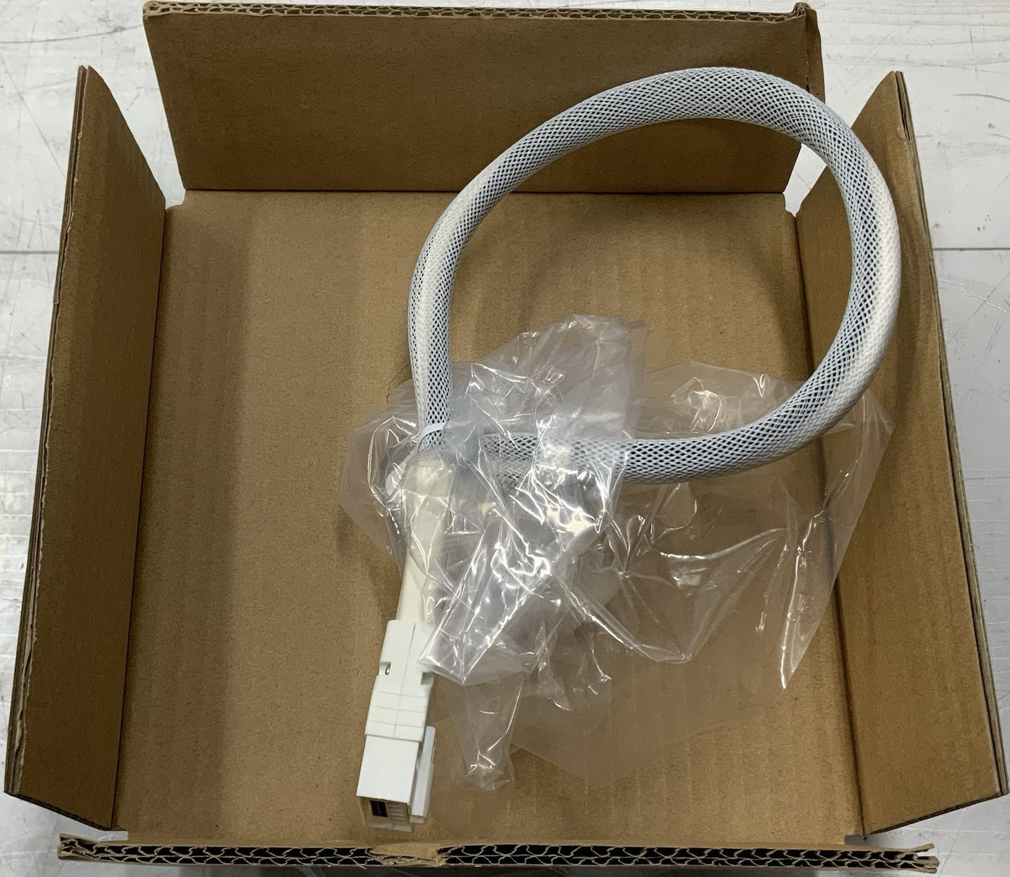 Cisco Catalyst C-ANT9101= Omnidirectional Wi-Fi Antenna
