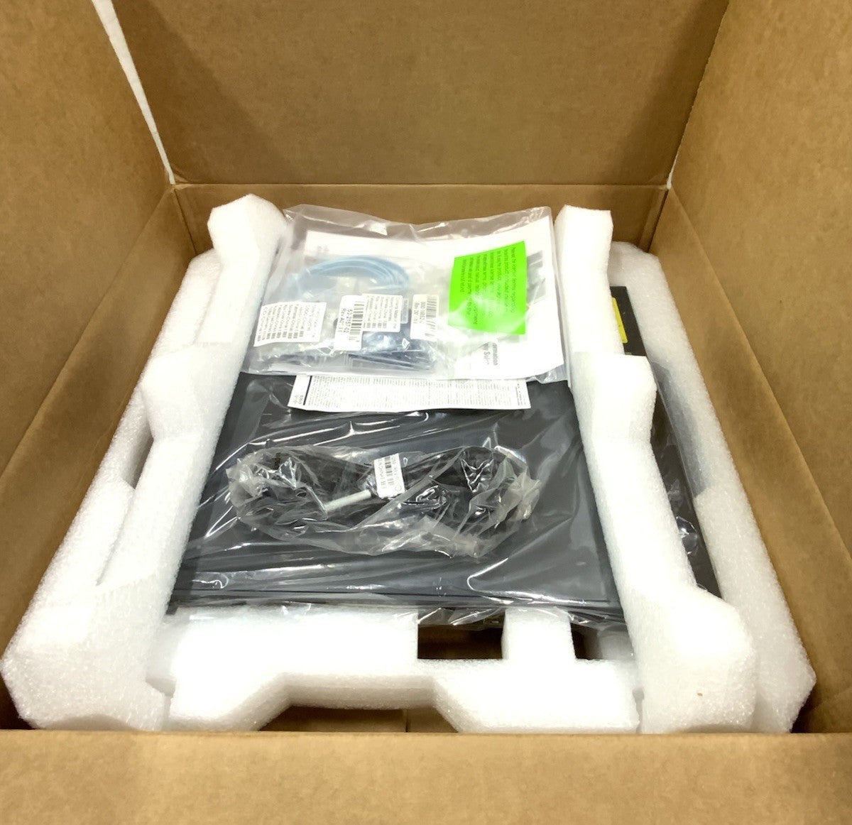 Cisco Catalyst Metro 24-Port RJ45 SFP IP Base Ethernet Switch | ME-C3750-24TE-M