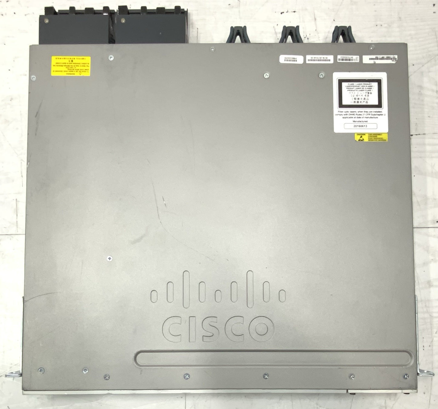 Cisco C3850 48-Port GbE RJ45 SFP PoE+ Switch | WS-C3850-48P-L, C3850-NM-4-10G