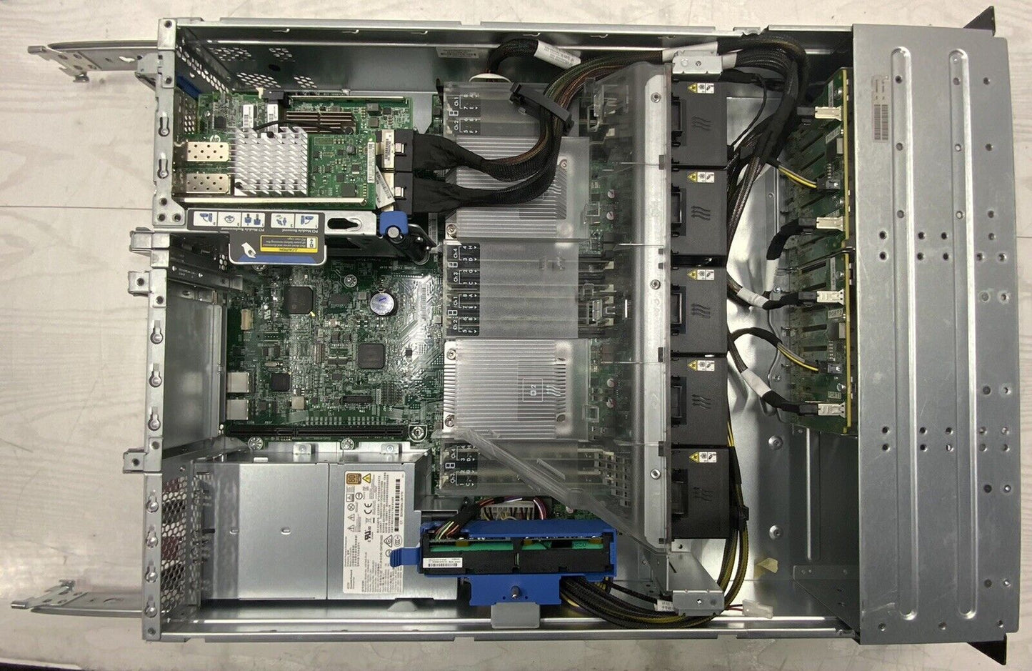 HP ProLiant DL180 G9 2xE5-2630 v3 2.4GHz/ 64GB/ P840 Controller/ No Drives