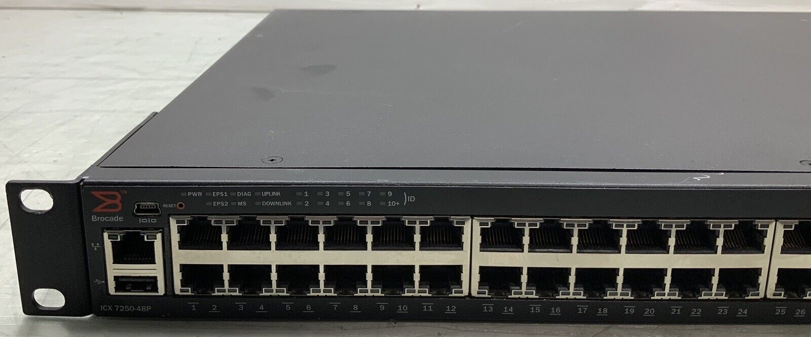 5719873
