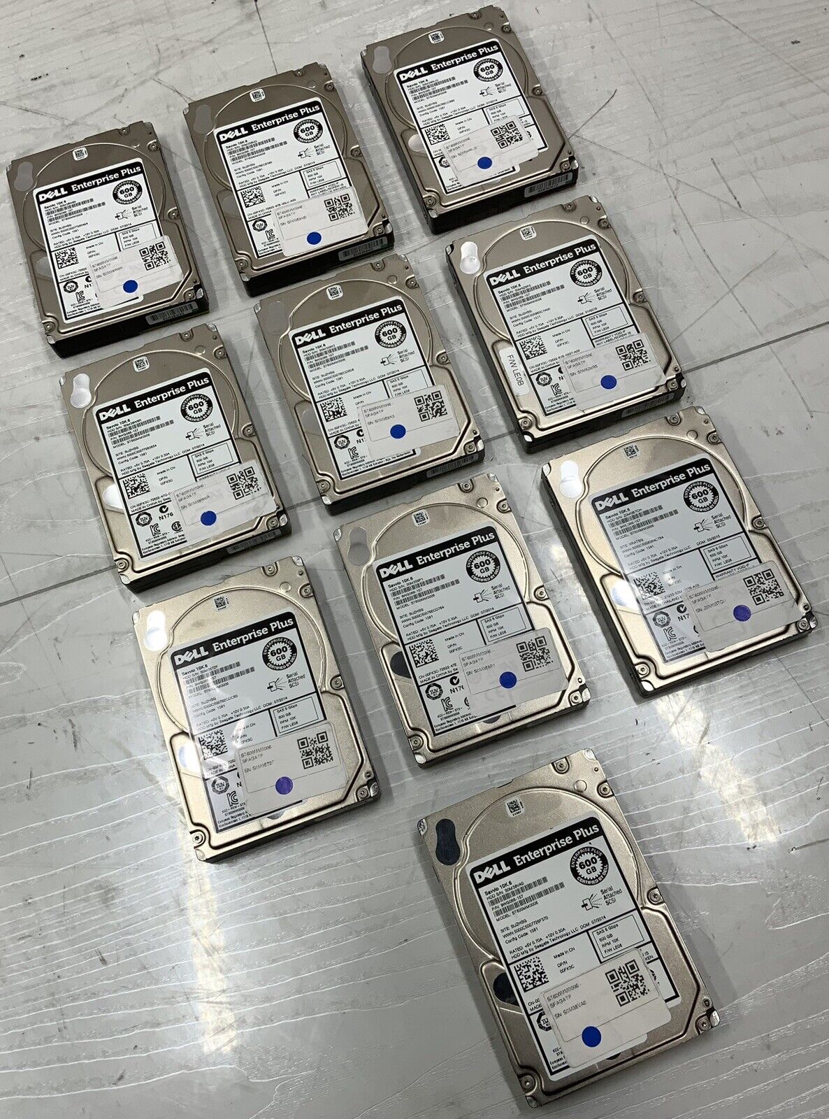 LOT OF 10 Dell Enterprise Plus Seagate 600GB SAS 600GB 6Gbps 2.5" HDD 9WG066-157