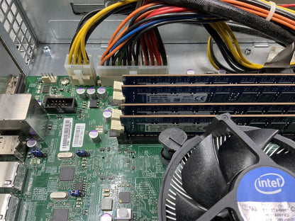 Supermicro CSE-825 Xeon E3-1275 v3 3.5GHz 32GB RAM 3x 3TB 1xPSU