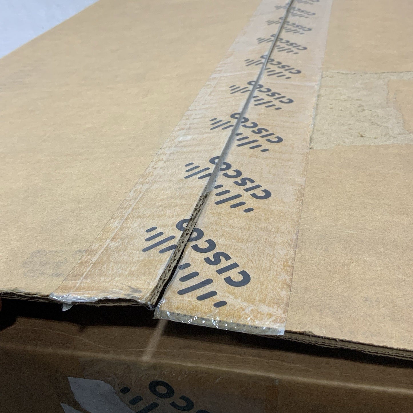 Cisco 9300 48x 2.5G (12x 10G) UPoE Ports Network Essentials Switch C9300-48UXM-E