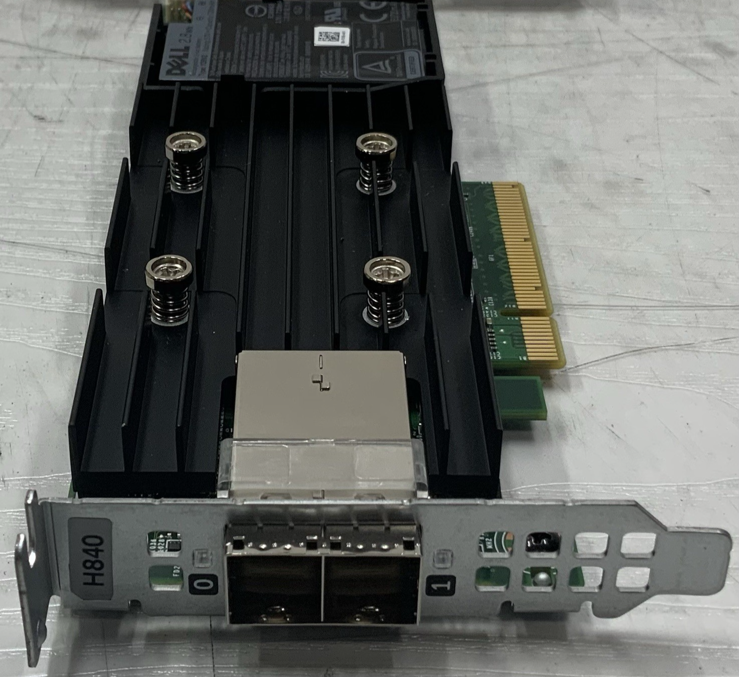 Dell Perc H840 PCI-e SAS 12Gb/s Raid Controller 0M9RY6 w/ Low Profile1