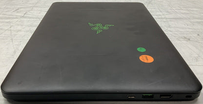 Razer Blade RZ09-01652E22 14" i7-6700HQ 16GB RAM 256GB SSD GTX 970m Win 10 Pro